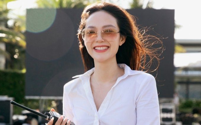 Minh Hằng trước giờ G: Đích thân làm đạo diễn tổng duyệt, luôn nở nụ cười trên môi