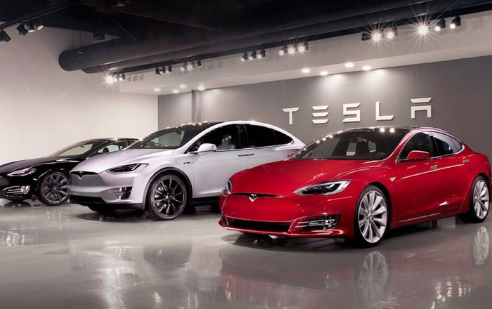 Tesla đang mở đường thị trường ô tô điện cấp thấp cho các nhà sản xuất xe hơi truyền thống