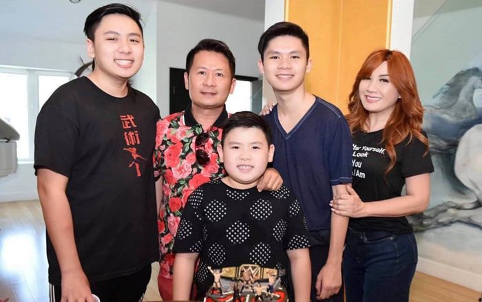 Chồng cũ công khai chuyện có con trai với người mới, vợ cũ Bằng Kiều có hành động ghi điểm