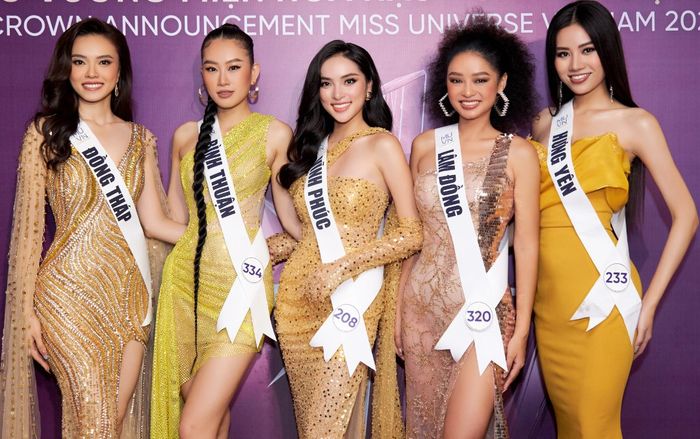 Dàn 'bông hậu' nở rộ trong đêm công bố vương miện tiền tỷ cho tân Miss Universe Vietnam
