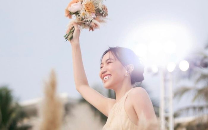 Dàn sao Việt bắt được hoa cưới: Diệu Nhi chờ sẵn, Ngô Thanh Vân bị đặt trong thế khó