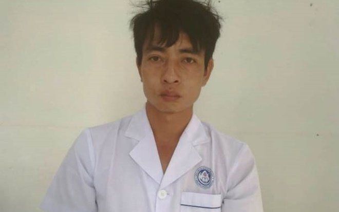 Không có tiền tiêu xài, thanh niên giả mạo bác sĩ đi quanh bệnh viện trộm tài sản