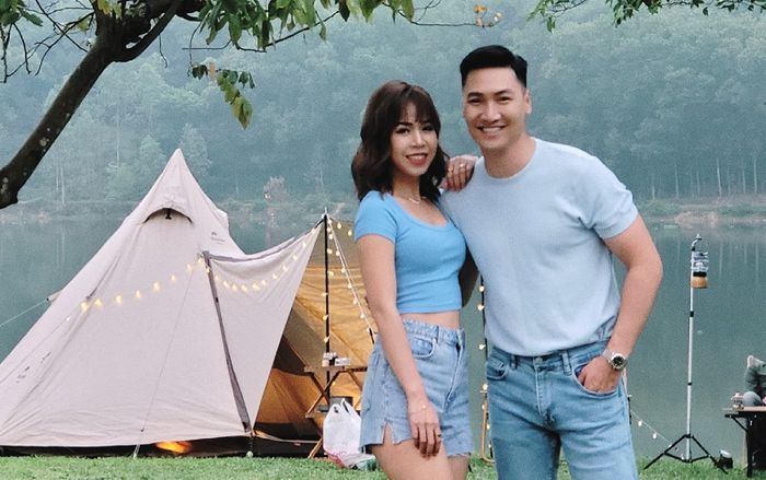 Chuyện tình lãng mạn như ngôn tình ngoài đời thật của Mạnh Trường và bà xã kín tiếng