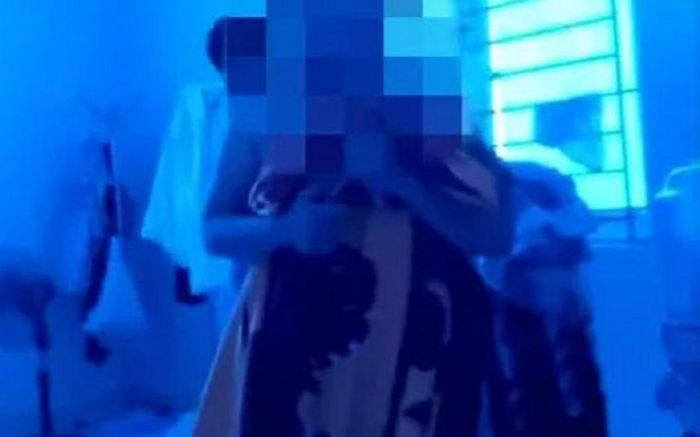 Vụ chủ tịch xã quan hệ bất chính với cấp dưới: Có được bố trí công việc khác không?