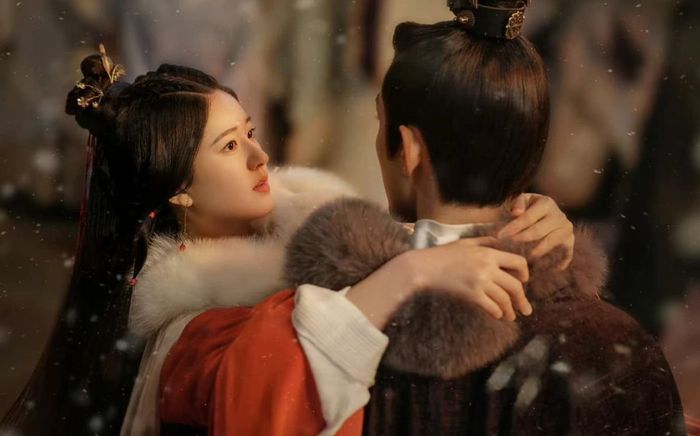 Tinh Hán Xán Lạn gây sốt vì hình ảnh Ngô Lỗi bế Triệu Lộ Tư, khán giả xuýt xoa vì quá ngọt ngào