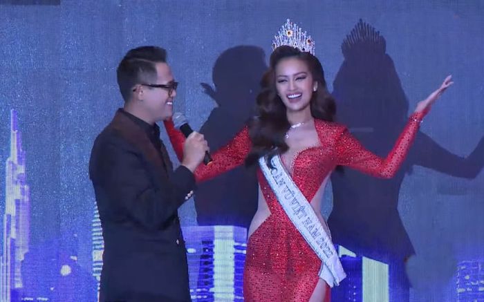 Ngọc Châu test thử màn hô tên tại Miss Universe: Đầy hào sảng, đi thi luôn cũng được