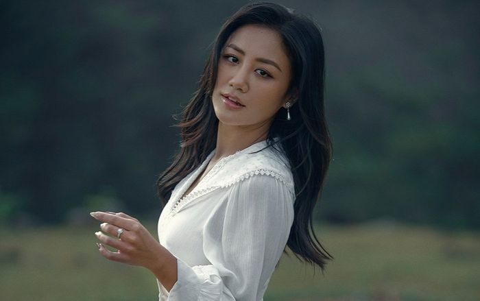 Vừa mới 'comeback' bằng MV 'triệu view', Văn Mai Hương bất ngờ tiết lộ một nỗi sợ