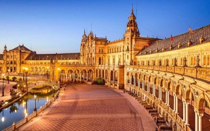 Du lịch Tây Ban Nha: 10 địa điểm nhất định phải ghé thăm