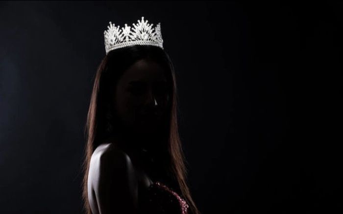 [Độc quyền] Thêm một Hoa hậu Việt xinh đẹp sắp lên xe hoa, danh tính cô dâu khiến netizen 'giật mình'