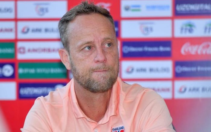 HLV Polking đón tin vui để đấu với ông Park và tuyển Việt Nam