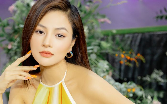 Vũ Thu Phương: 'Nhan sắc Việt ra đấu trường quốc tế yếu tiếng Anh, H'Hen Niê là một ví dụ'