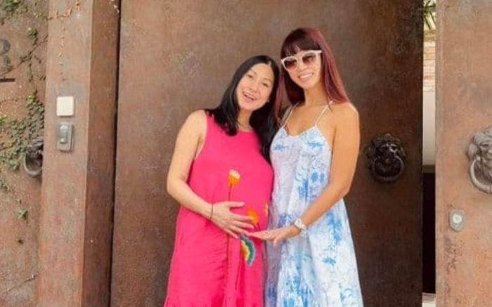 Siêu mẫu Hà Anh chia sẻ kinh nghiệm nuôi con cho cô bạn thân Kathy Uyên