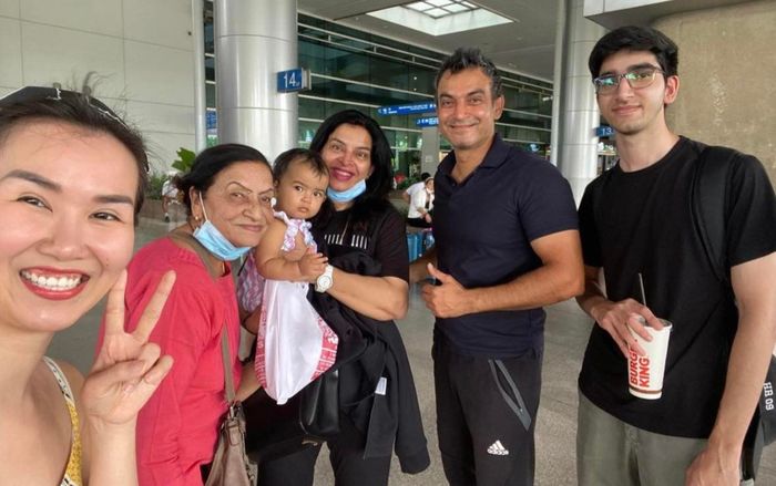 Gia đình sao Việt hội ngộ sau thời gian dài xa cách vì dịch bệnh