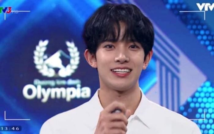 Nam sinh Đường lên đỉnh Olympia sở hữu nhan sắc cực phẩm gây 'sốt' CĐM nhưng thực hư ra sao?