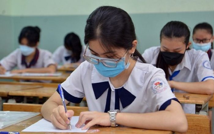 Điểm thi tốt nghiệp THPT năm 2022: Dự báo thấp hơn năm 2021