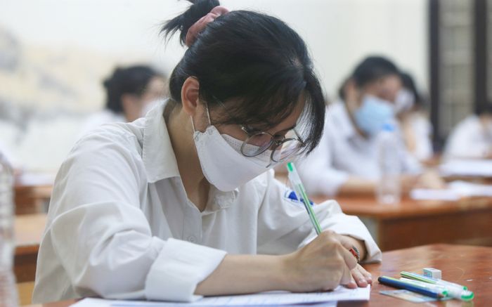 TP.HCM công bố điểm chuẩn vào lớp 10