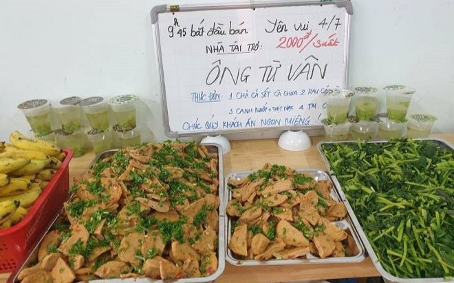 Quán cơm 2 nghìn đồng 'đầy bụng - ấm lòng' ở Nghệ An