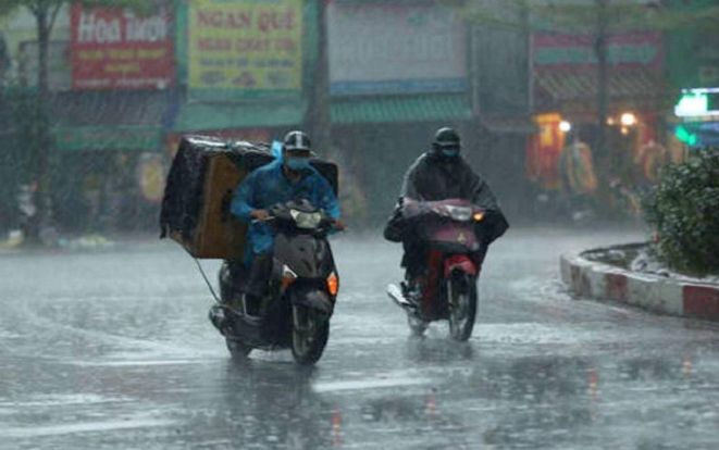 Cảnh báo mưa dông bao phủ diện rộng khắp cả nước