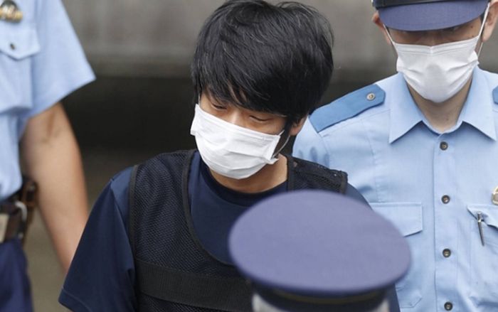 Cuốn sổ tiết lộ động cơ của nghi phạm ám sát cố Thủ tướng Nhật Abe