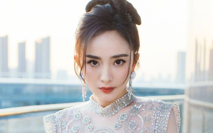 Tình trạng của Dương Mịch sau sự cố tai nạn trên trường quay