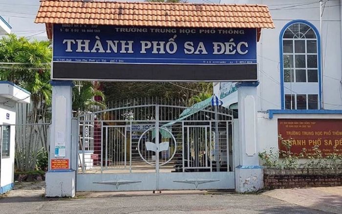 Kỷ luật hiệu trưởng ngôi trường có 9 HS bị 'giam' giấy báo dự thi tốt nghiệp THPT vì nợ học phí