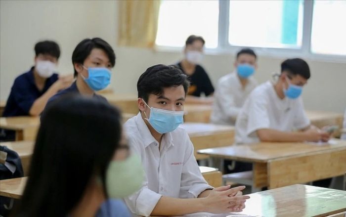 Chấm thi tốt nghiệp THPT 2022 tại TP.HCM: Nhiều bài văn trên điểm 9