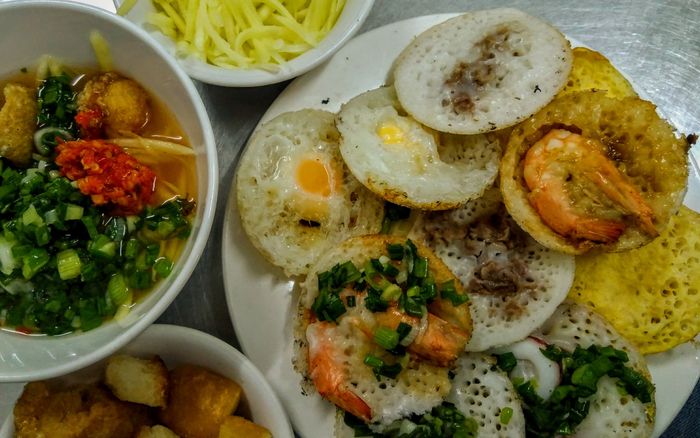 'Ăn sập' Phú Quý với những món ăn ngon chưa đến 100k