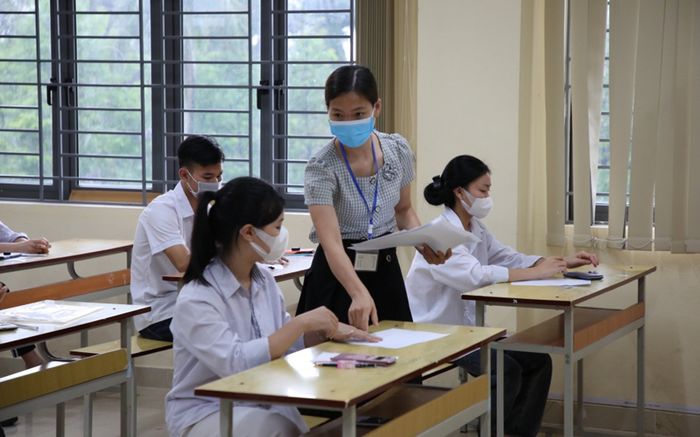 Chấm thi tốt nghiệp THPT 2022 tại TP.HCM: Môn Văn thấp nhất là 0,75 điểm, nguyên nhân do đâu?