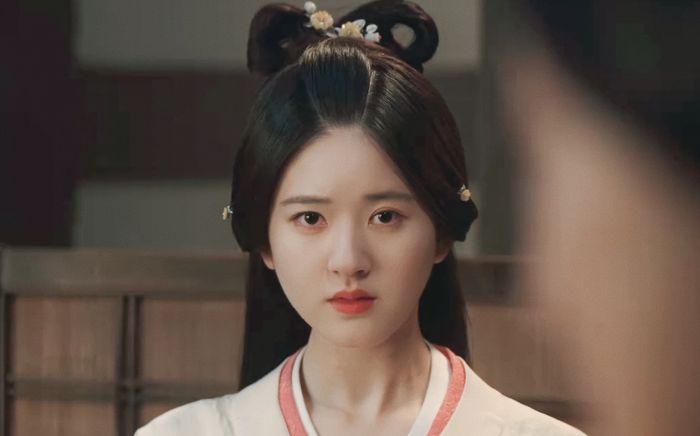 Lần hiếm hoi trong đời Triệu Lộ Tư được cả fan lẫn anti-fan lên tiếng bảo vệ, chuyện gì đây?