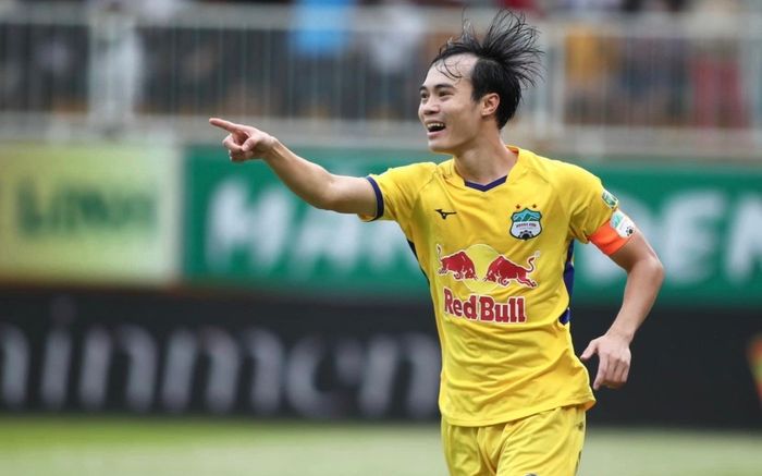 Đằng sau chuyện giám đốc đào tạo học viện HAGL thưởng nóng cho Văn Toàn