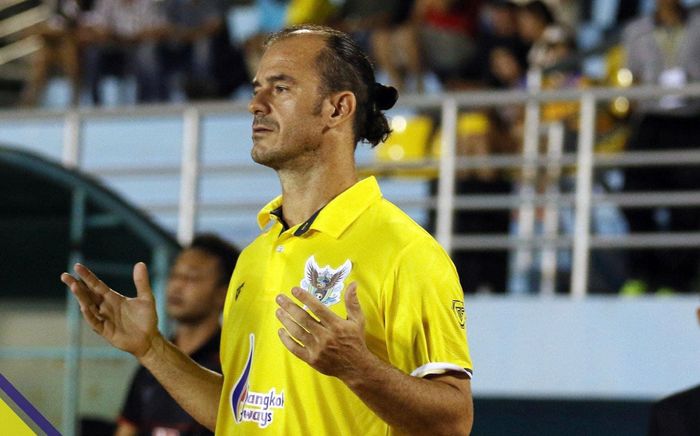 Những 'ông lão' U40 tái xuất: Quốc Việt và các sao trẻ khó phát triển