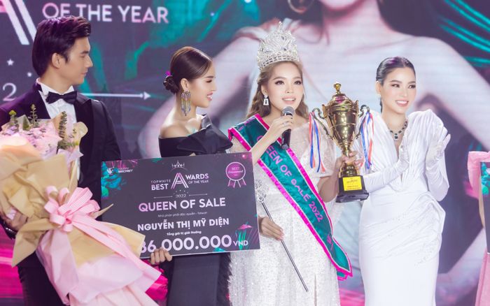 Nguyễn Thị Mỹ Diện bứt phá ngoạn mục, nhận giải Nữ Hoàng Sale Top White 2022 với doanh số hơn 10 tỷ
