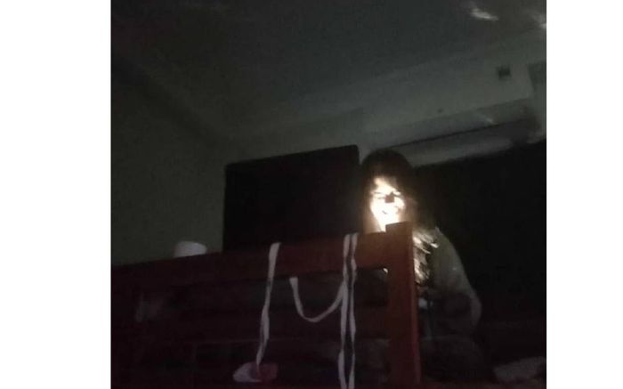 Loạt hình ảnh chỉ có tại ký túc xá nữ khiến CĐM nhìn mà muốn 'xỉu ngang'