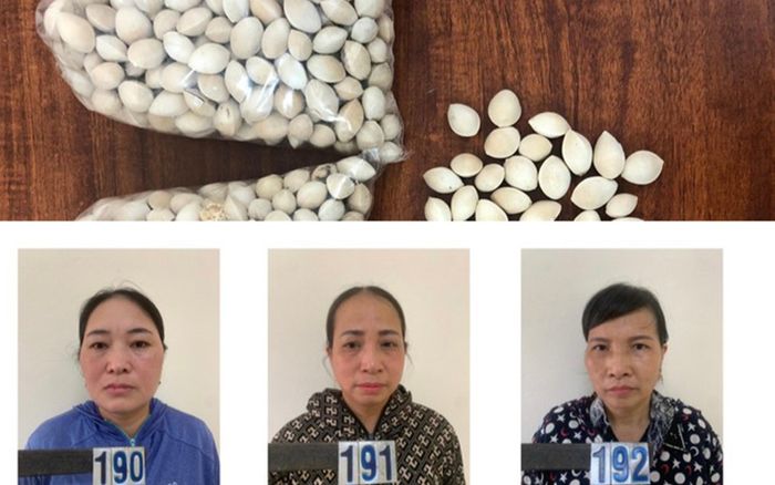 Cụ bà rút 300 triệu đồng trong sổ tiết kiệm để mua 2 gói thuốc giả