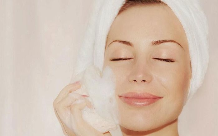 Tuân theo thời khoá biểu chăm da giúp vẻ ngoài rạng rỡ, trong veo như sao Hàn