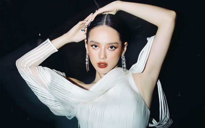 'Cô em trendy' Khánh Linh bàng hoàng chia sẻ giây phút cận kề 'cửa tử'