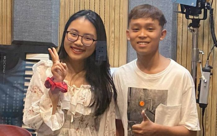 Dân mạng tranh cãi giọng hát Hồ Văn Cường 'không có cửa so sánh' với Phương Mỹ Chi?