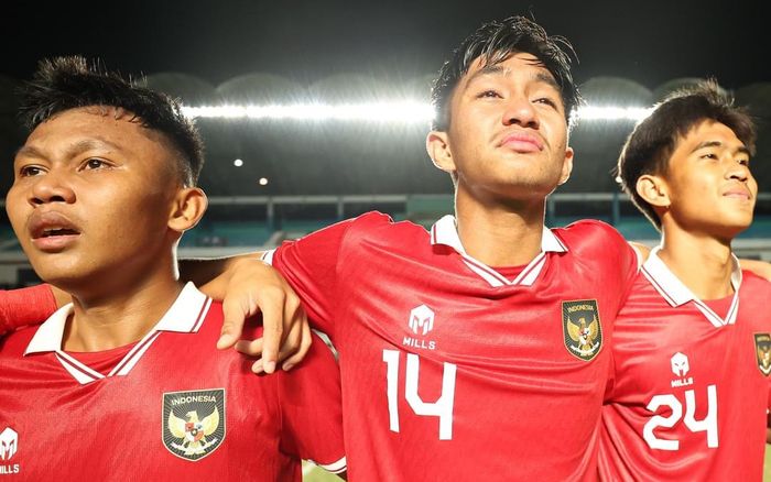 Đánh bại Việt Nam, Indonesia bật khóc nức nở như ăn mừng chức vô địch