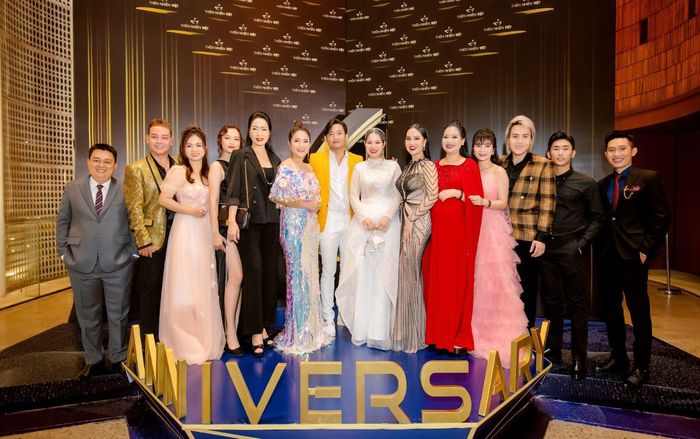 Toàn cảnh sự kiện 'Cá chép hóa rồng' - Mừng kỷ niệm 6 năm thành lập Thiên Nhiên Việt Group