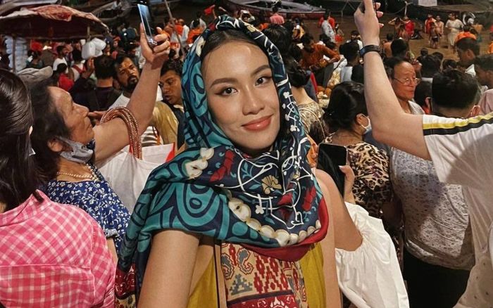 Á hậu Thủy Tiên thông báo gặp sự cố trong chuyến công tác tại Ấn Độ