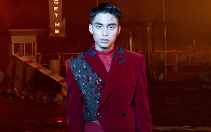 MONO chính thức ẵm nút bạc Youtube chỉ sau 4 ngày debut làm ca sĩ