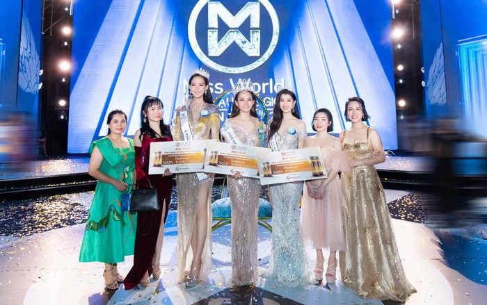 Miss World Viet Nam 2022 Huỳnh Nguyễn Mai Phương rạng rỡ bên CEO MisaoDream