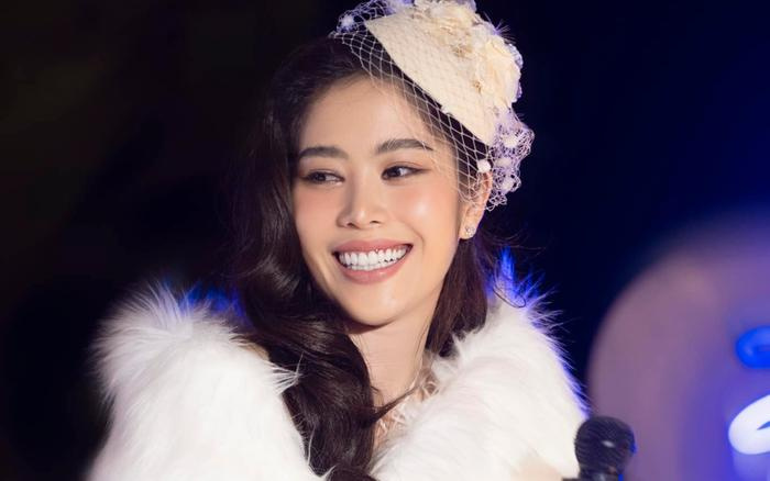 Nam Em 'bất lực' vì xử lý sự cố sau đêm chung kết Miss World Vietnam 2022