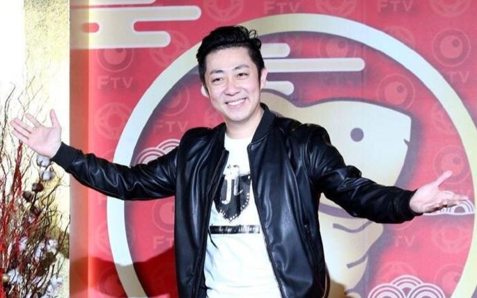 Một diễn viên nổi tiếng quyên sinh vì nợ nần