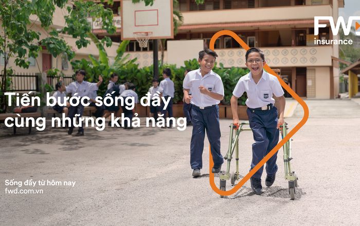 Quẳng gánh lo đi và 'Tiến bước sống đầy' cùng FWD