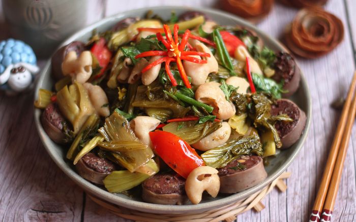 Sử dụng 'lòng xào dưa 30k' nhiều có nguy cơ gây ung thư, tim mạch