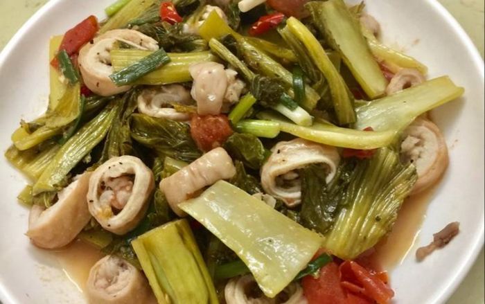 Vụ 'lòng xào dưa 30k' cô giáo nghi cặp bồ: 'Từ hôm nghỉ đến nay, mỗi lần gọi đến cô ấy cứ khóc hoài'