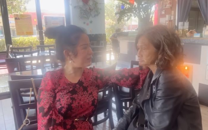 Ca sĩ Kim Ngân chủ động đến gặp lại Thúy Nga để hỏi thăm một chuyện