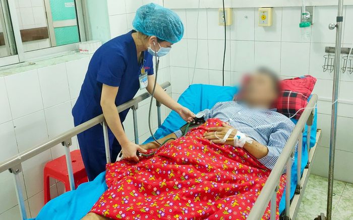 Bệnh nhân ngộ độc vì ăn nhầm lá ngón được cứu sống ngoạn mục