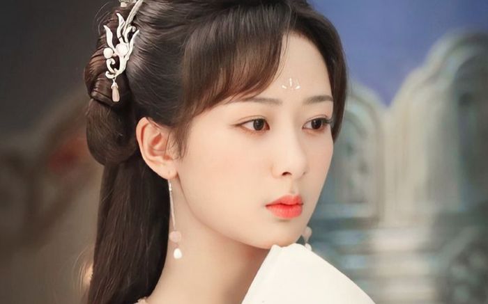 Dương Tử bị nói không có đạo đức nghề nghiệp khi tiếp tục từ chối xuất hiện chung với Thành Nghị